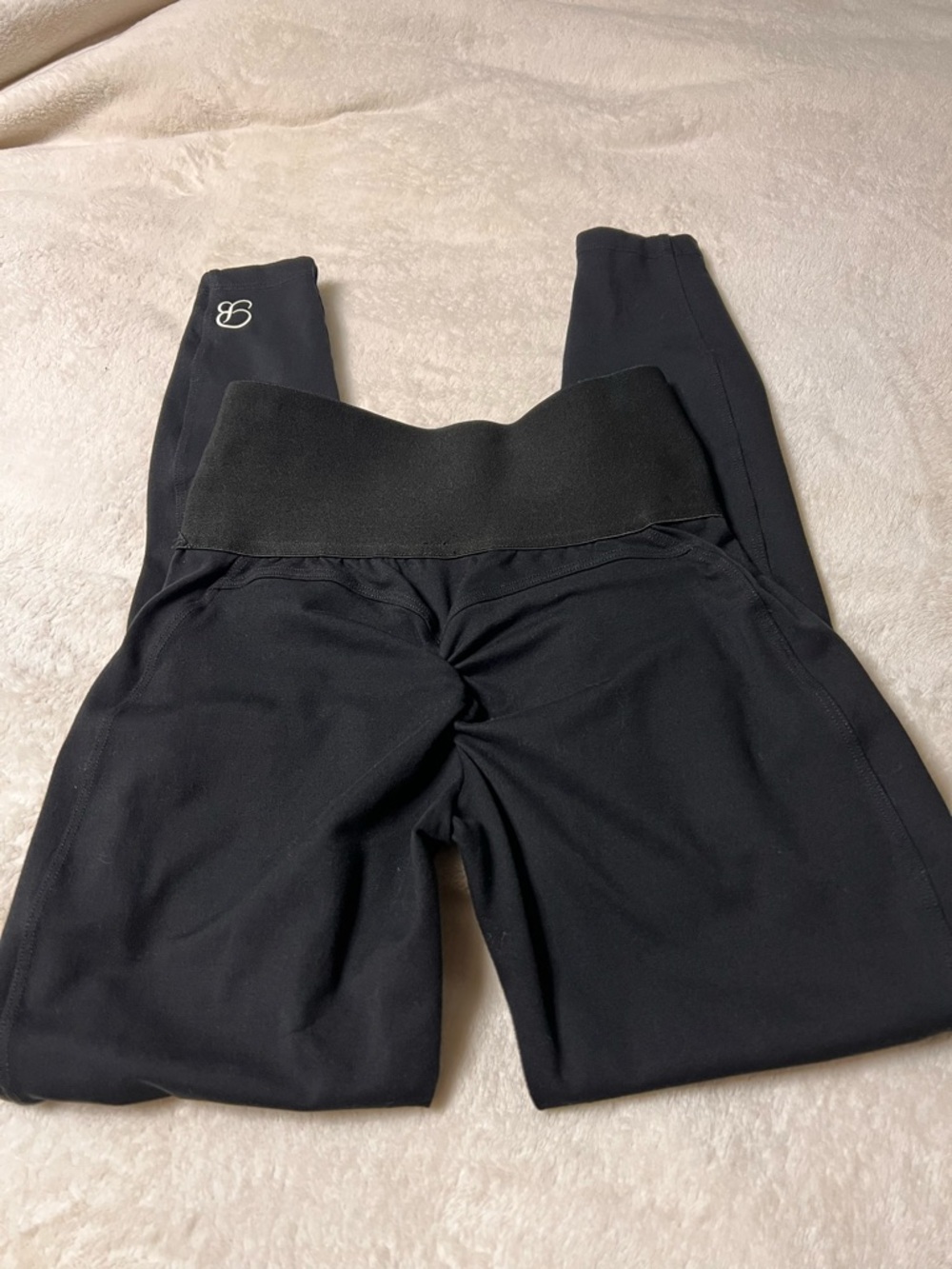 Bombshell Sportswear cinch leggings - Picture 3 of 5